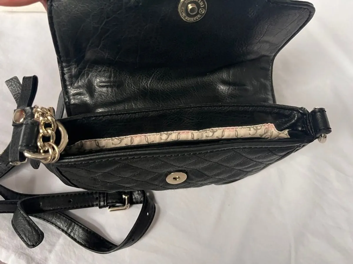 Guess Bag - Image 4
