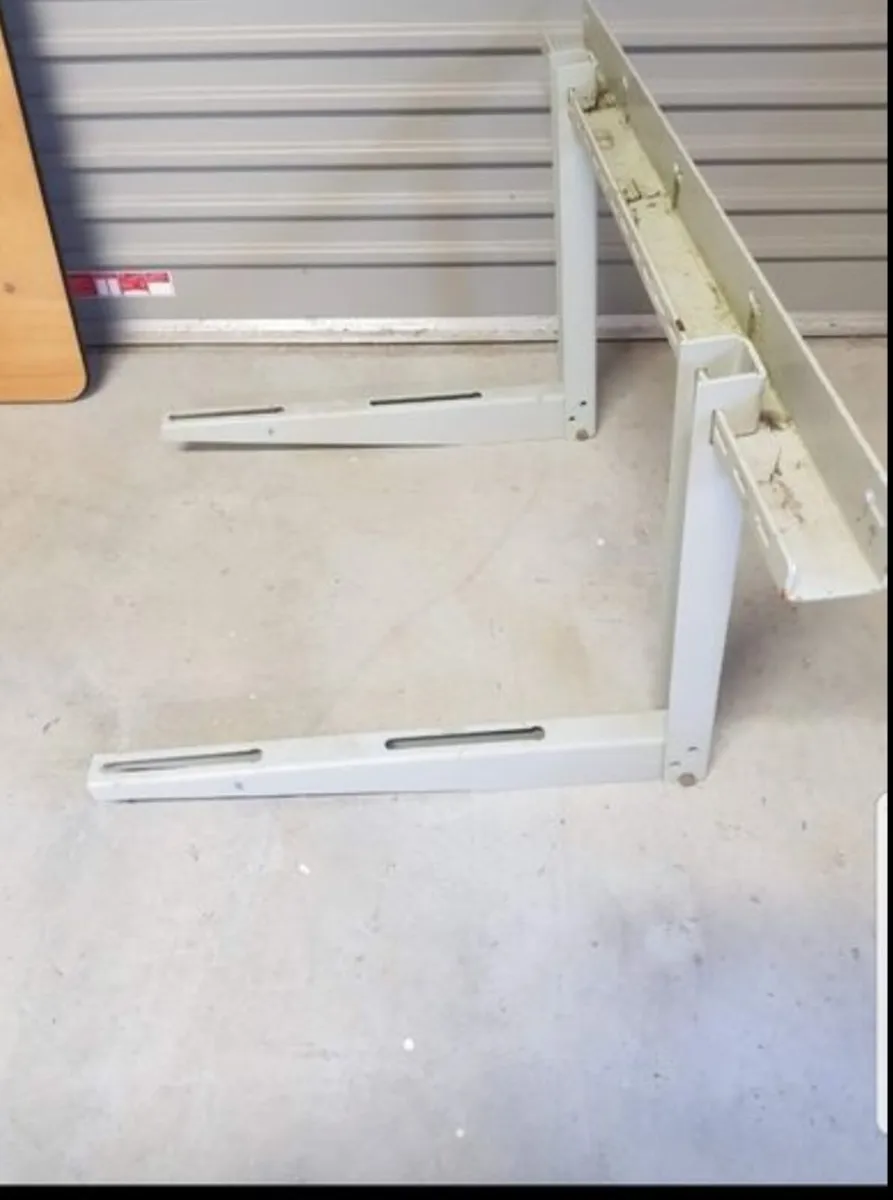 Heat pump brackets - Image 2