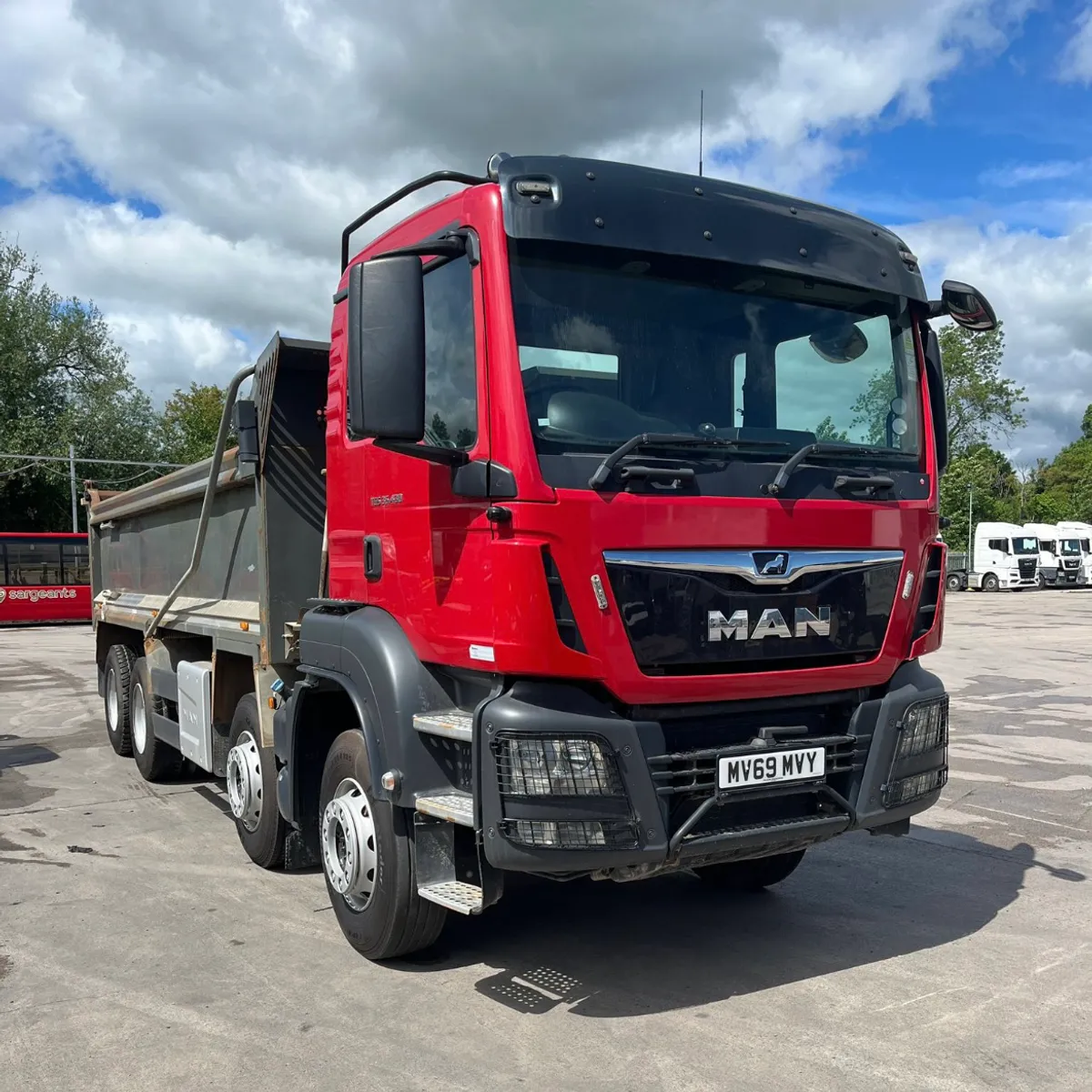 2020 Man 8x4 Tipper - Image 1