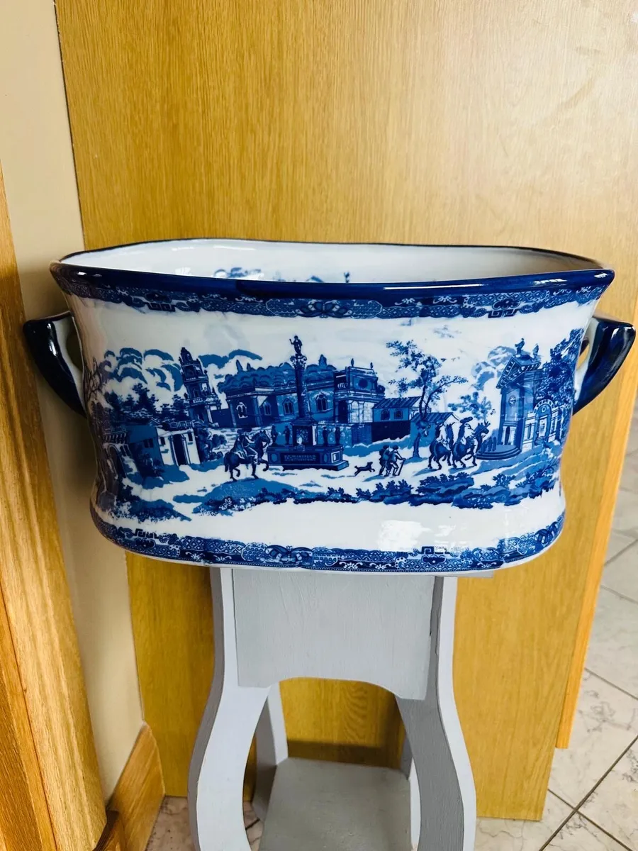 Online auction - 4 June at 5.30pm - Image 2