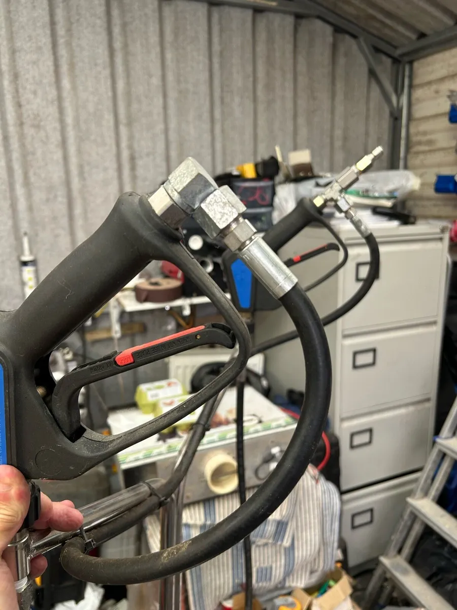 Mosmatic surface cleaner - Image 1