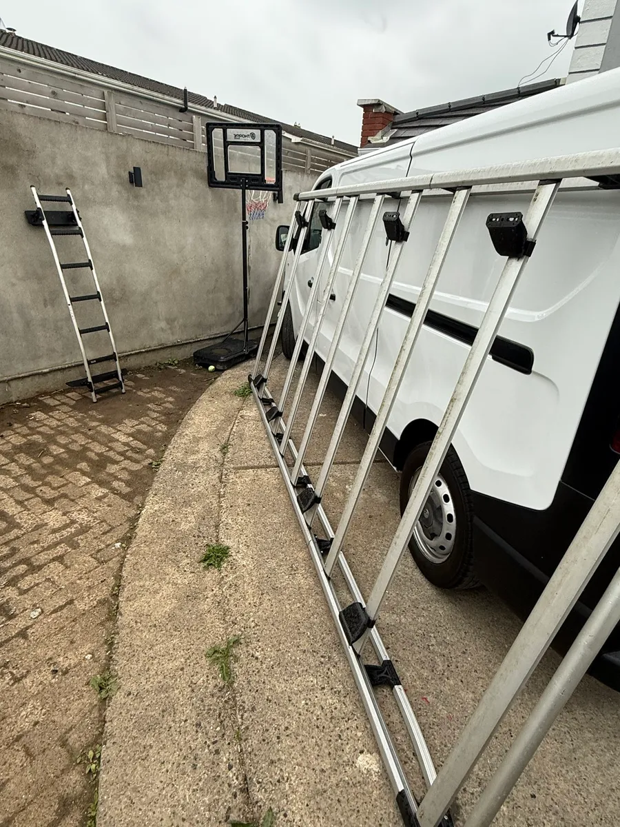 Roof rack for VW crafter