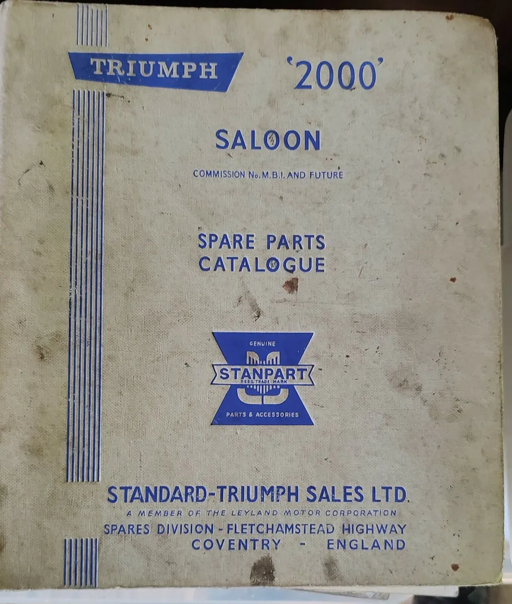 Vintage car manuals & parts books - Image 4