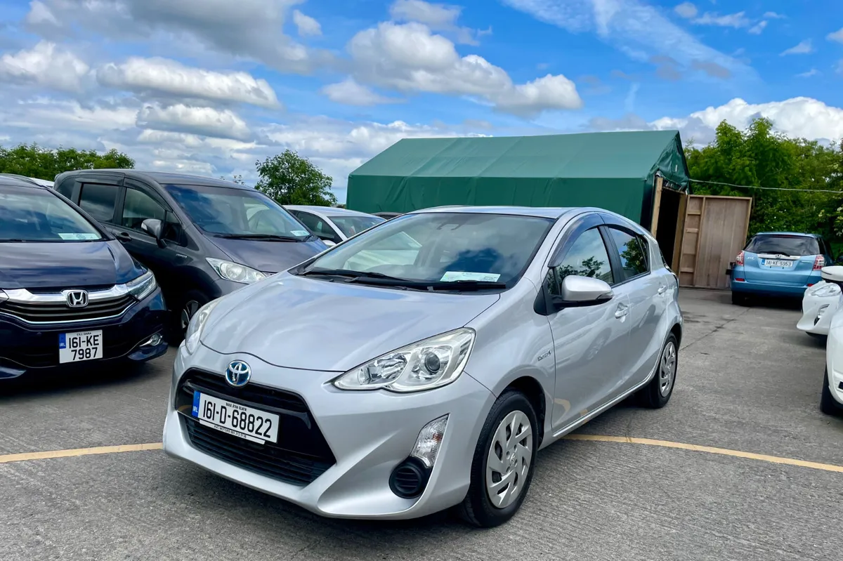 Toyota Aqua 2016 - Image 4