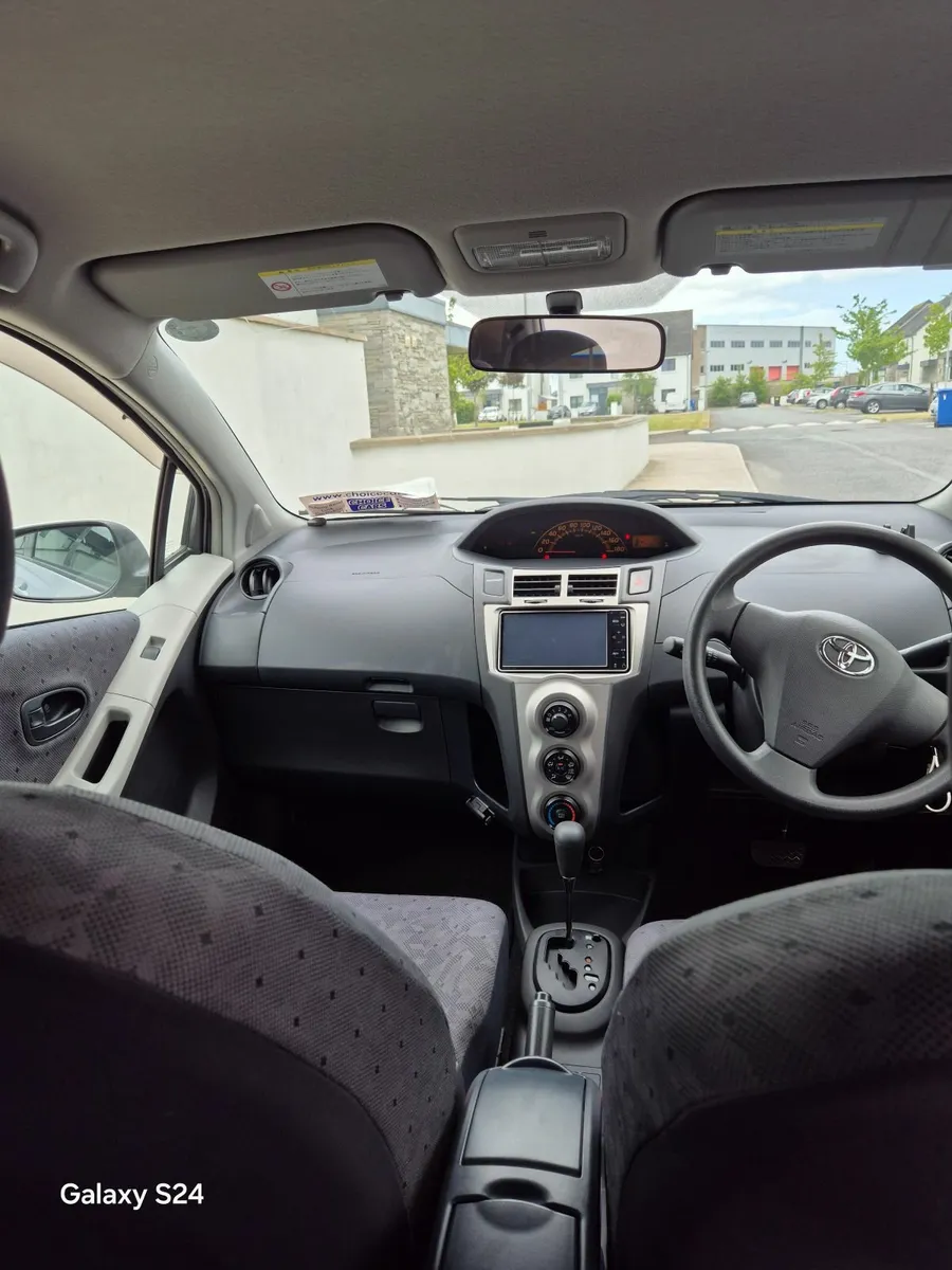 Toyota Vitz 2011, 1.0 L, Automatic - Image 3