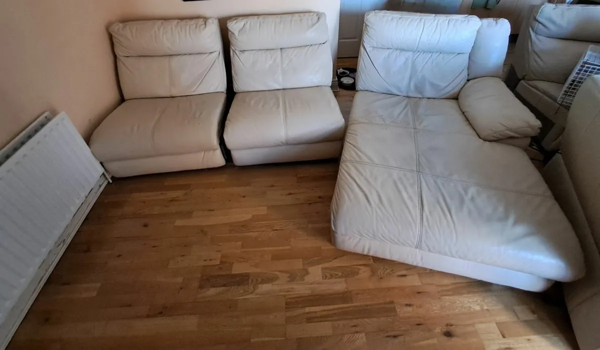 Free Cream leather couch - Image 2