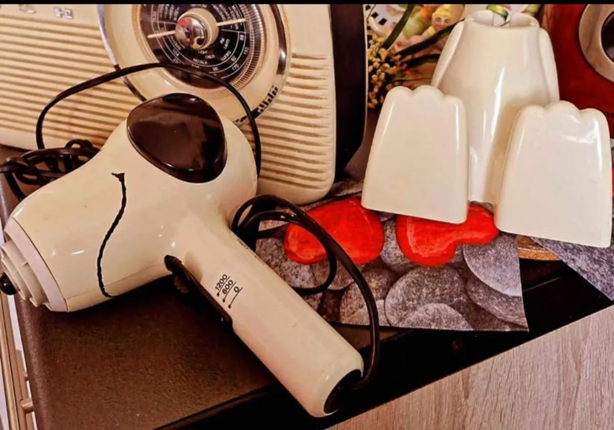 Rare Vintage Snoopy hairdryer (working)/ONO THANKS - Image 4