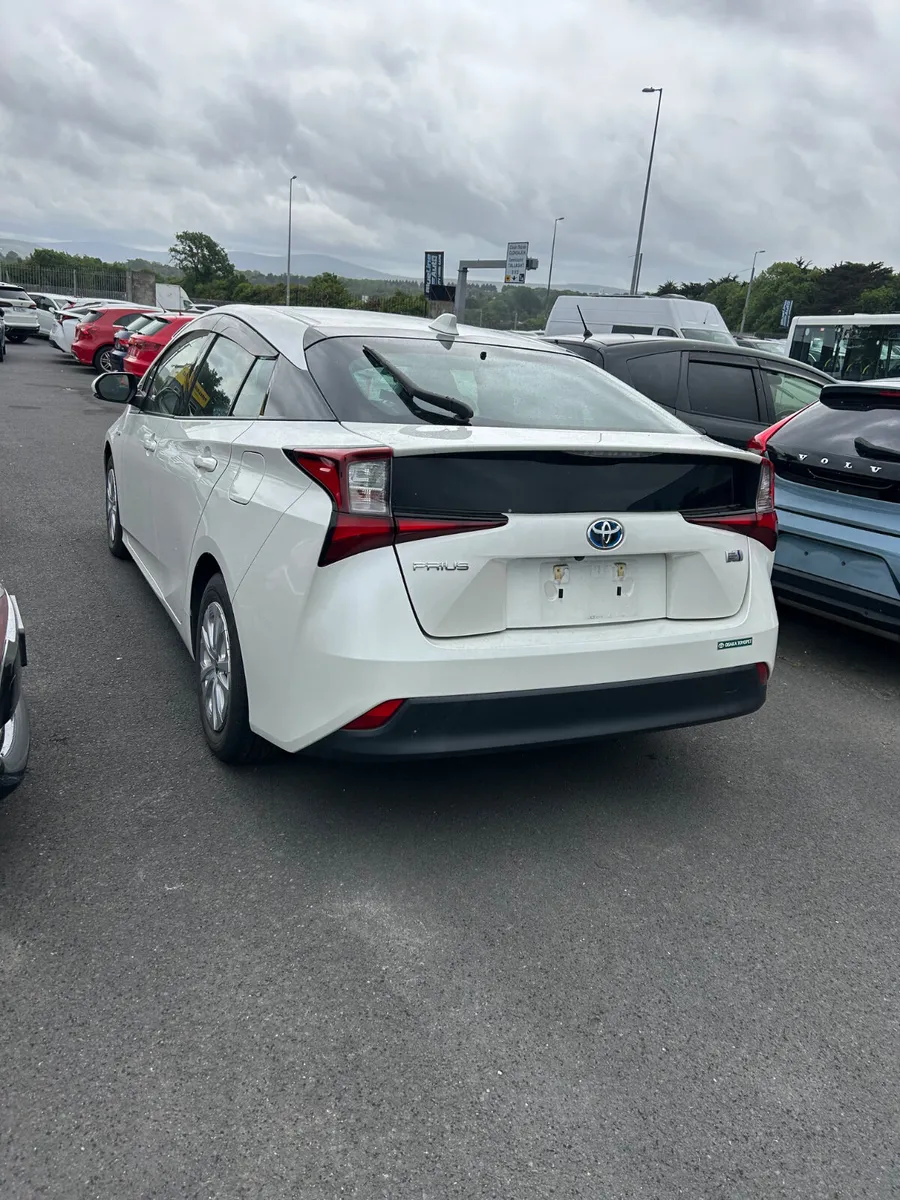 Toyota Prius hybrid auto - Image 3
