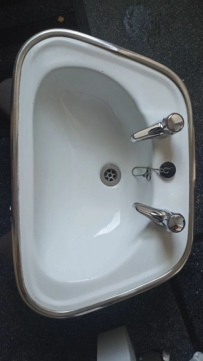 Hand Wash Sink - Image 1