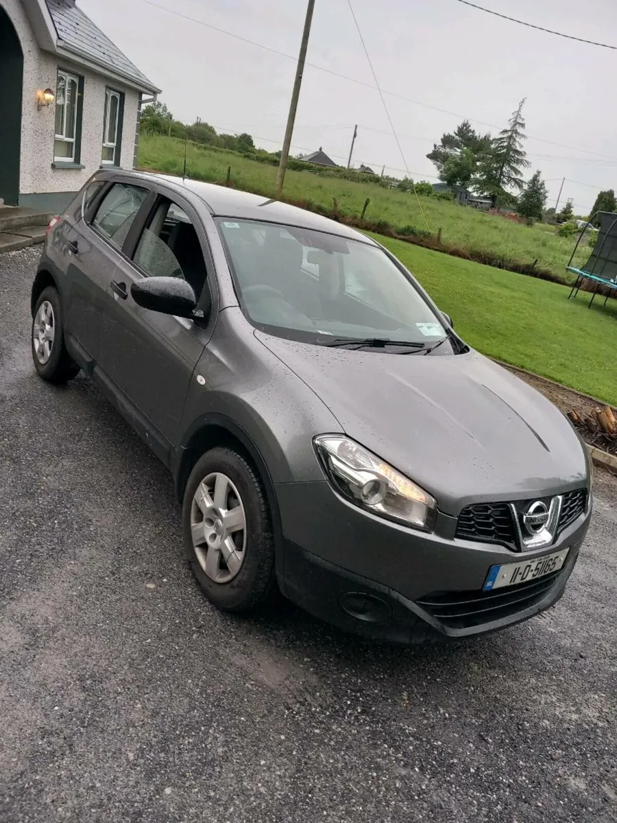 2011 Nissan Qashqai 1.5 diesel Nct 8/25 Tax 6/25 - Image 1
