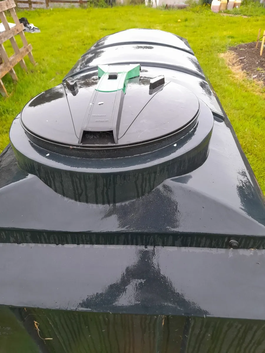 Bunded oil tank 1050 Ltr. - Image 3