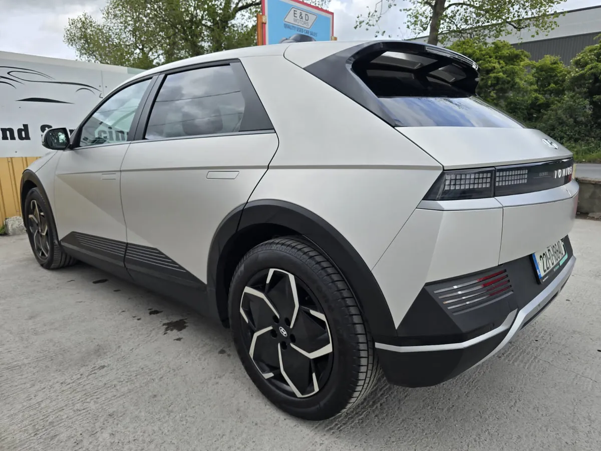 221 Hyundai IONIQ 5 73kW Executive Plus 99% - Image 2