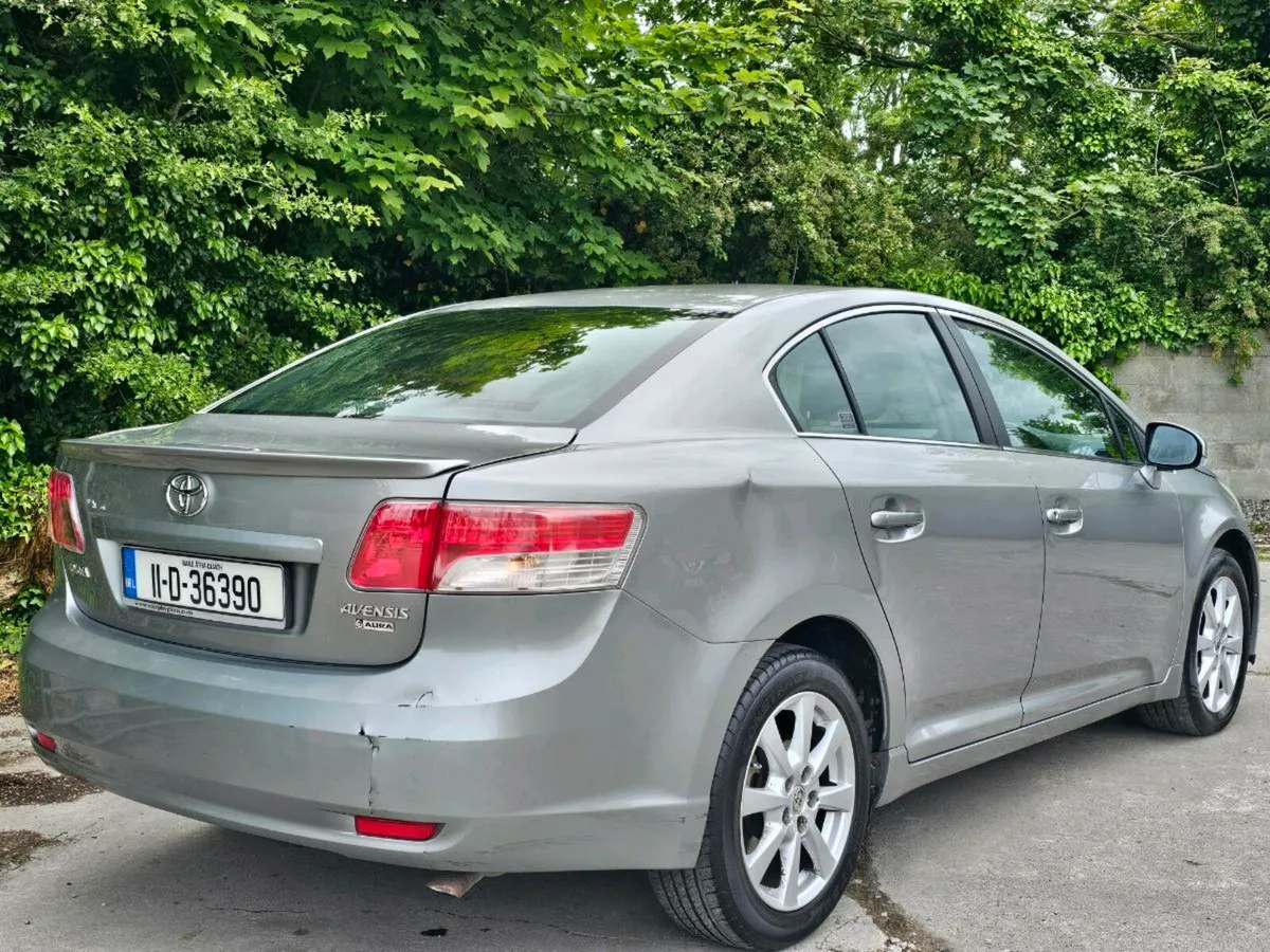 2011 Toyota avensis low mileage  €2990 - Image 3