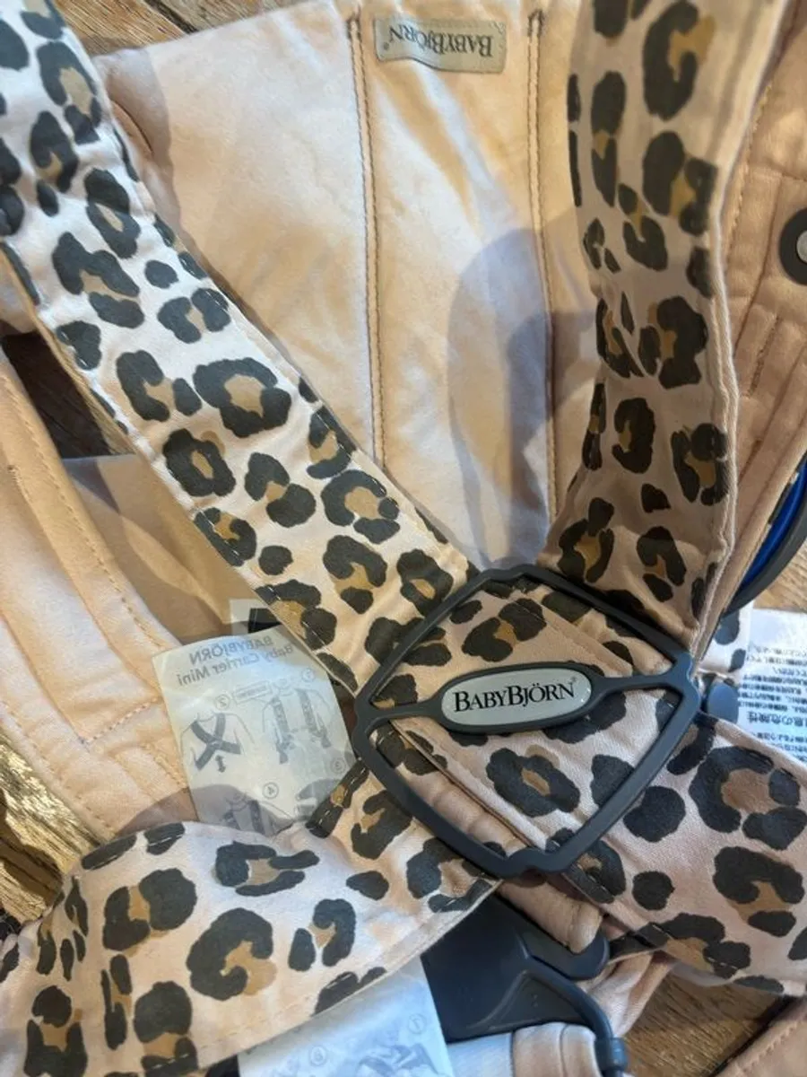 baby Bjorn baby carrier - Image 3