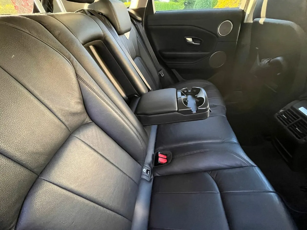 Land Rover Range Rover Evoque 2017 - Image 2