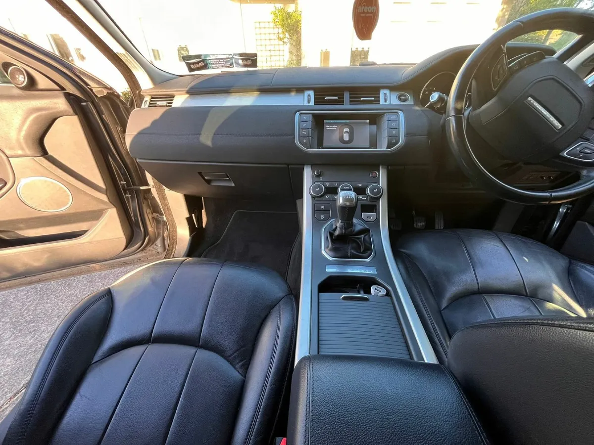 Land Rover Range Rover Evoque 2017 - Image 3