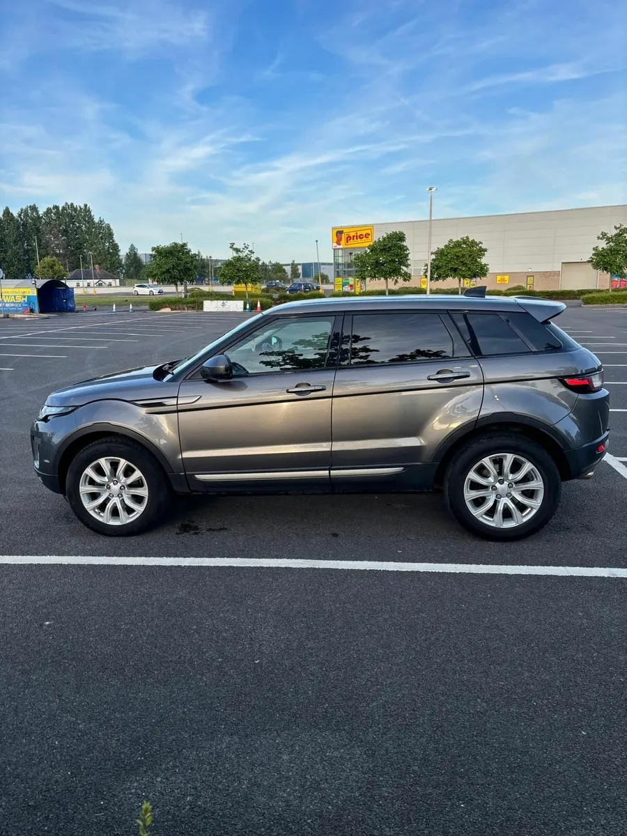 Land Rover Range Rover Evoque 2017 - Image 1