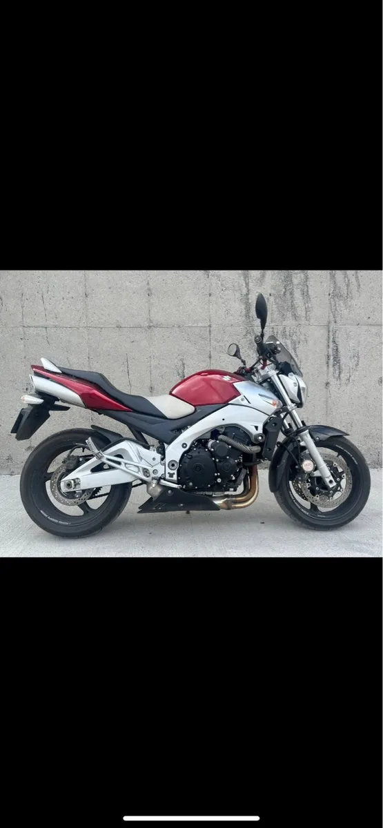Suzuki motorcycle - Image 1