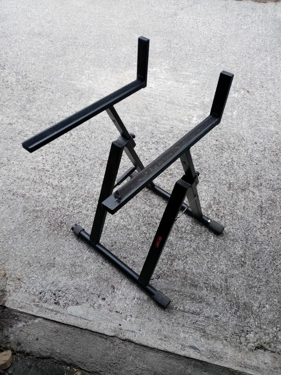 Convertible Stand for Keyboard or Guitar Amp - Image 2