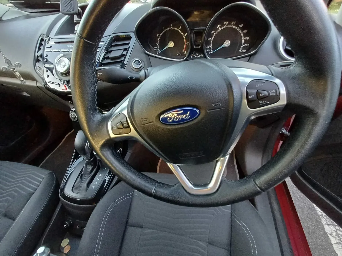 Ford Fiesta 2015 - Image 4