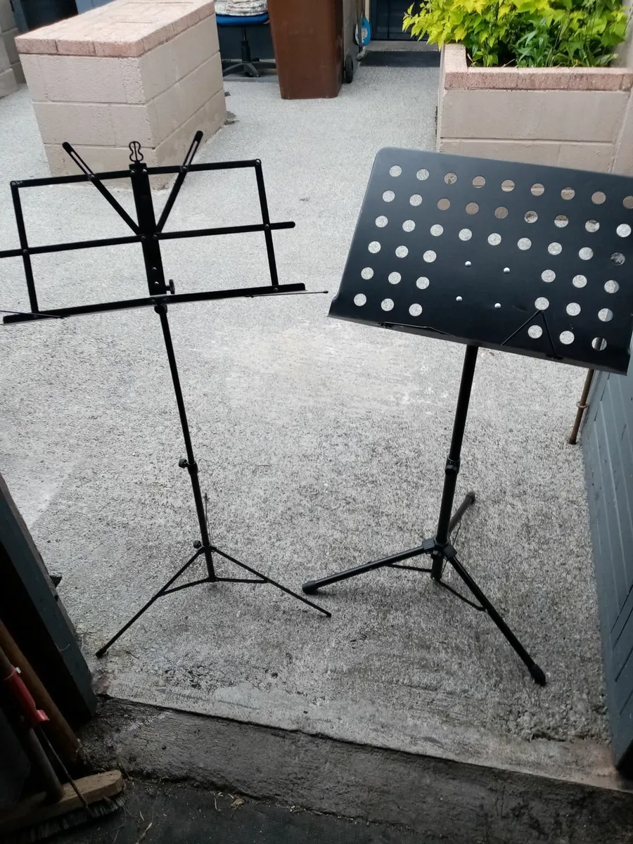 2 x Music Stands