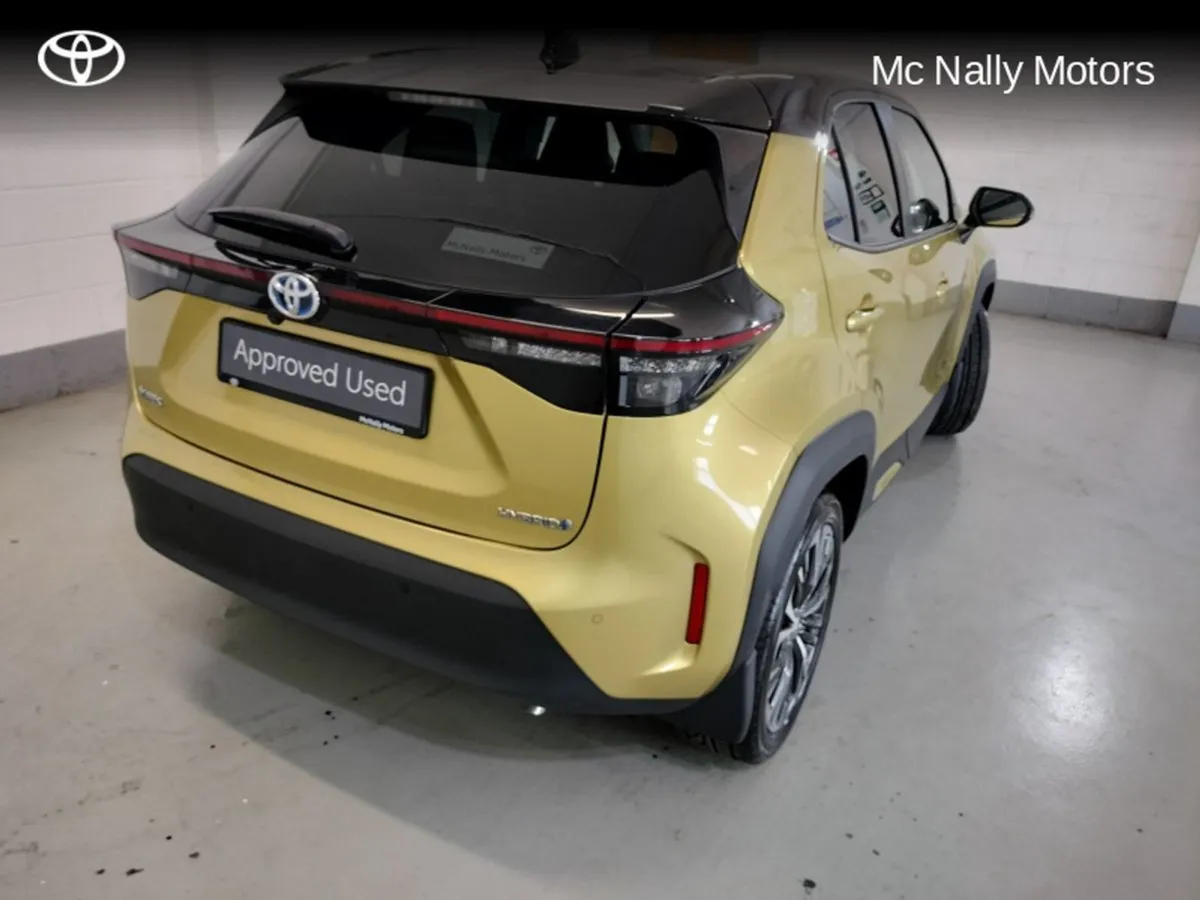 Toyota Yaris Cross Cross SOL 4DR Auto - Image 2