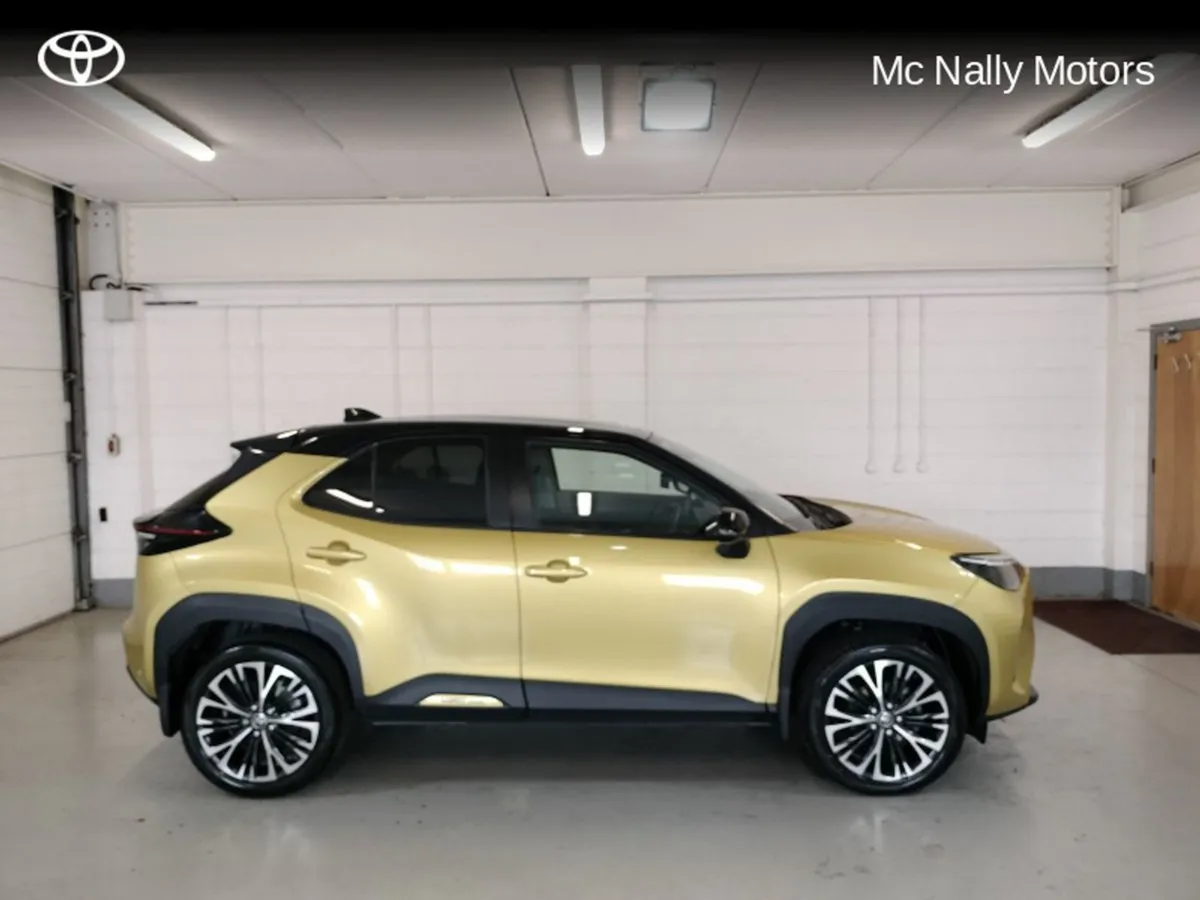Toyota Yaris Cross Cross SOL 4DR Auto - Image 3