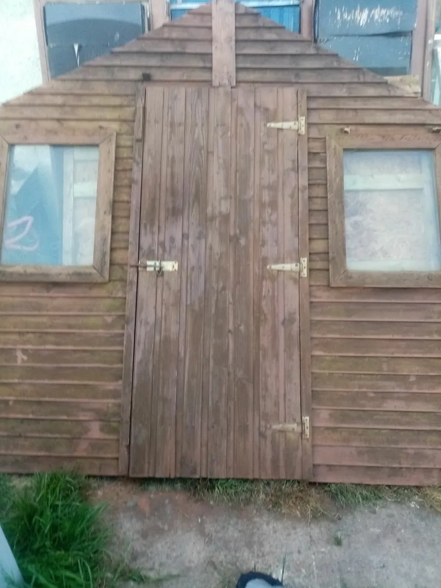 2 Sheds - Image 2