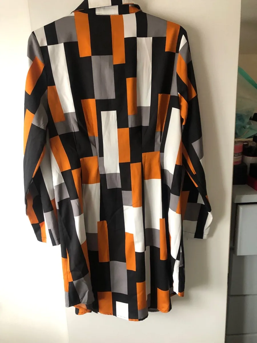 Ladies stunning dress size L €5 - Image 3