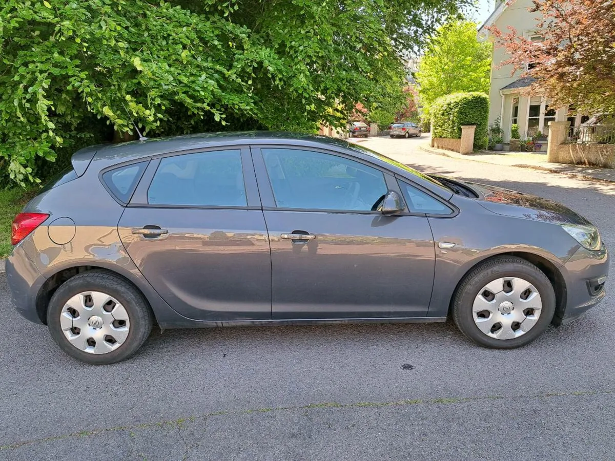 2014 Opel Astra 1.3 diesel NCT 04/26 - Image 3