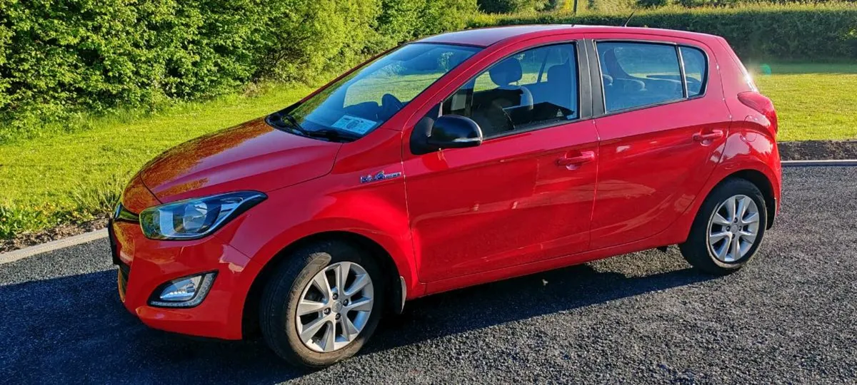 Hyundai i20 - Image 1