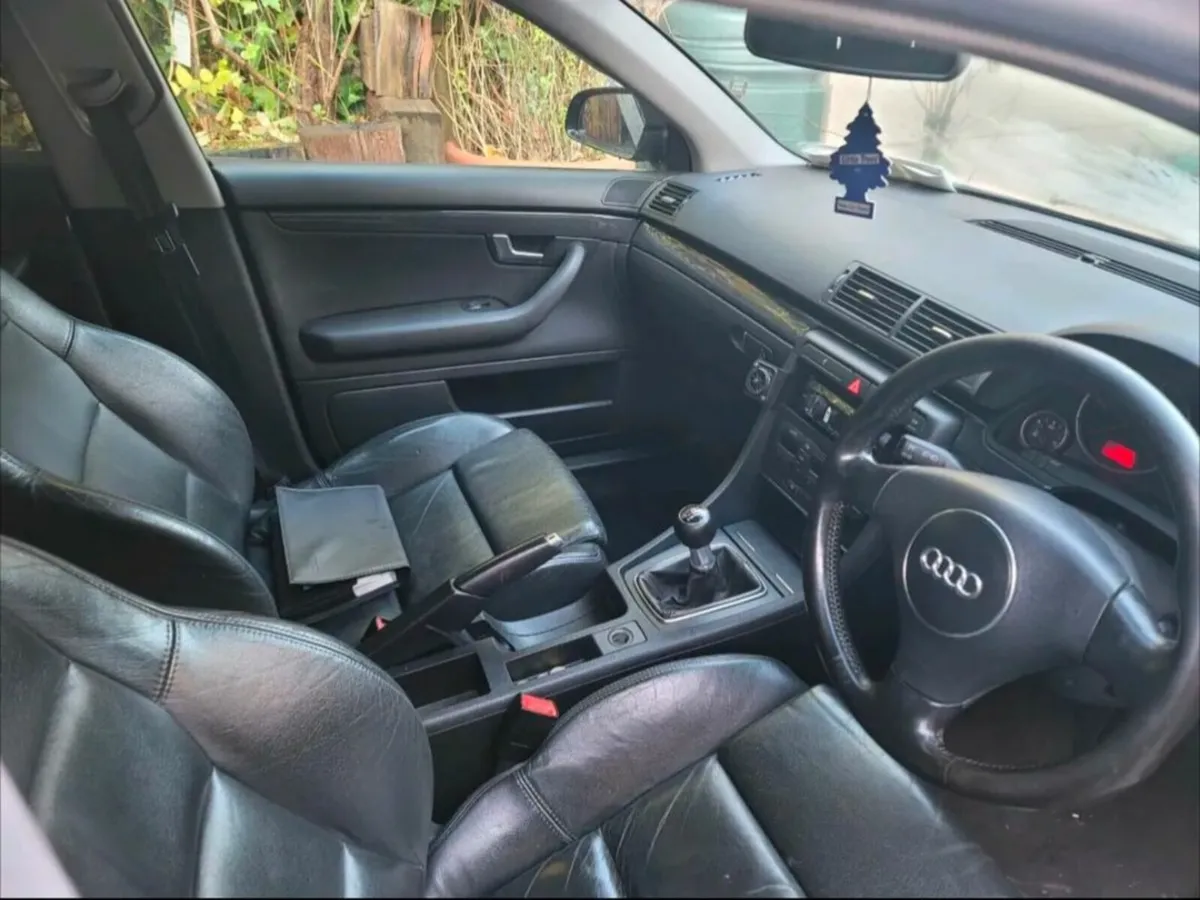 Audi A4 2004 - Image 3