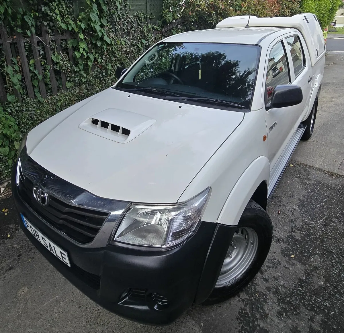 Toyota Hilux 2015 - Image 1