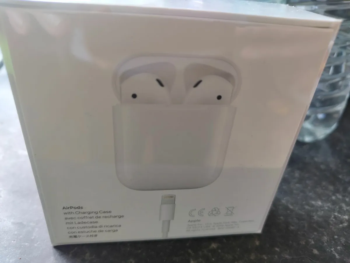 Apple airpods - Image 1