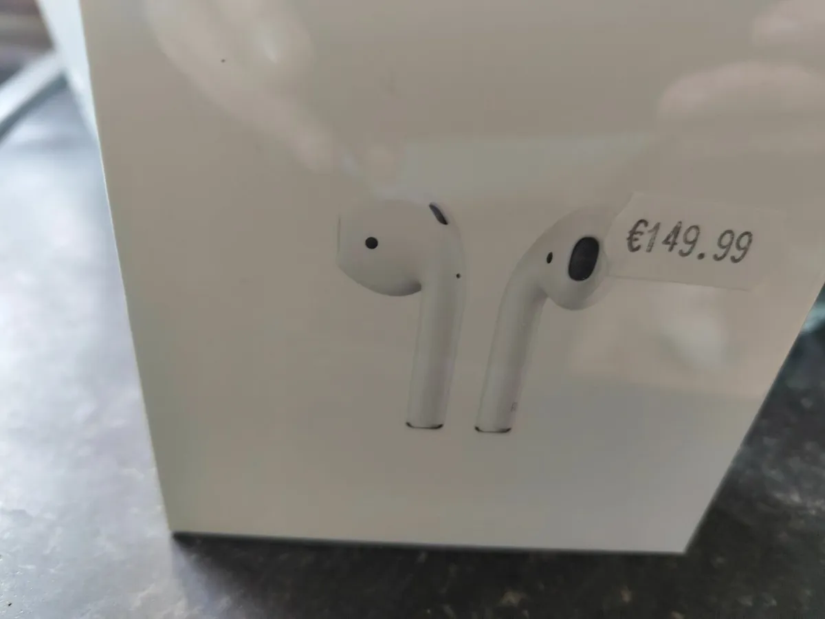 Apple airpods - Image 2