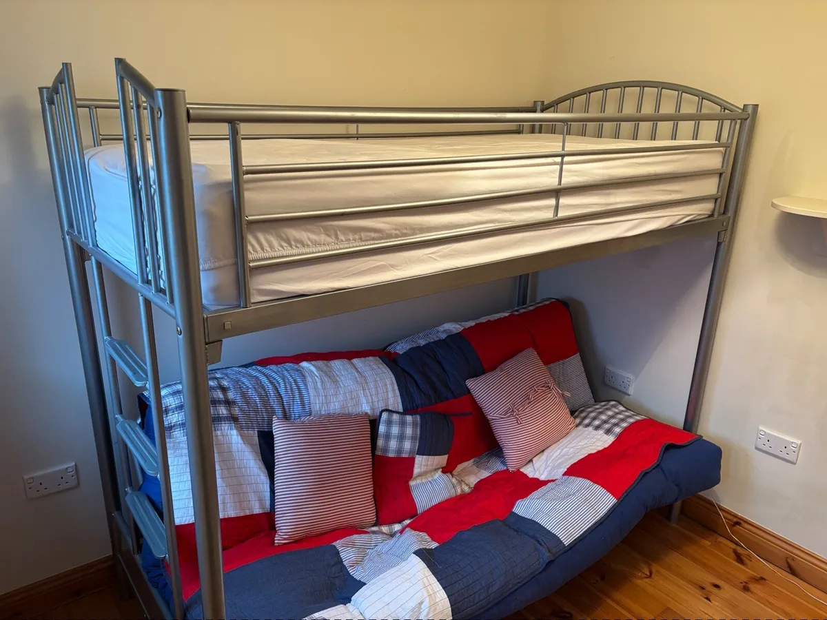 Futon bunk beds - Image 1
