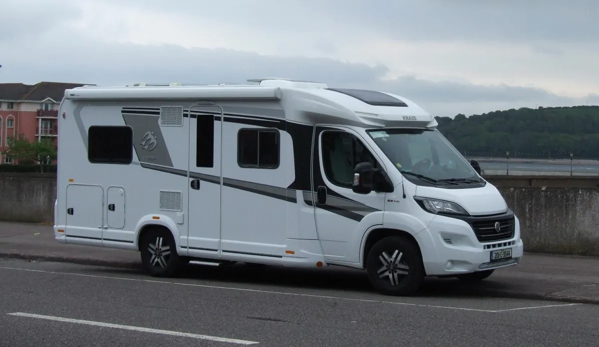 For Sale Knaus Platinum Selection. - Image 1