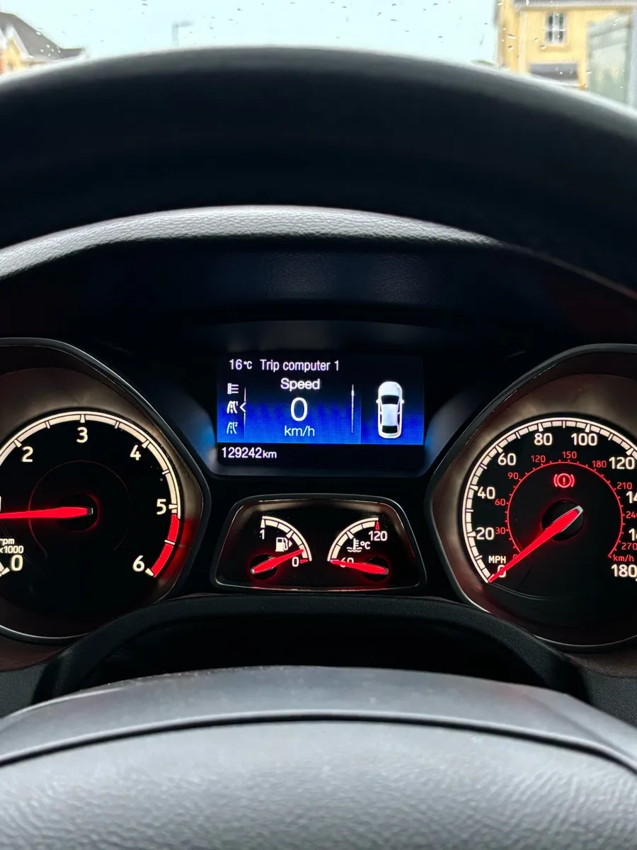 2017 Ford Focus ST-2 TDCi - Image 2