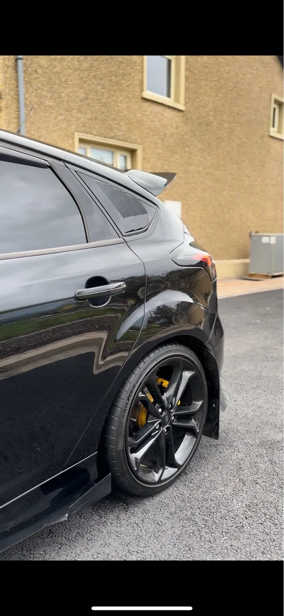 2017 Ford Focus ST-2 TDCi - Image 3