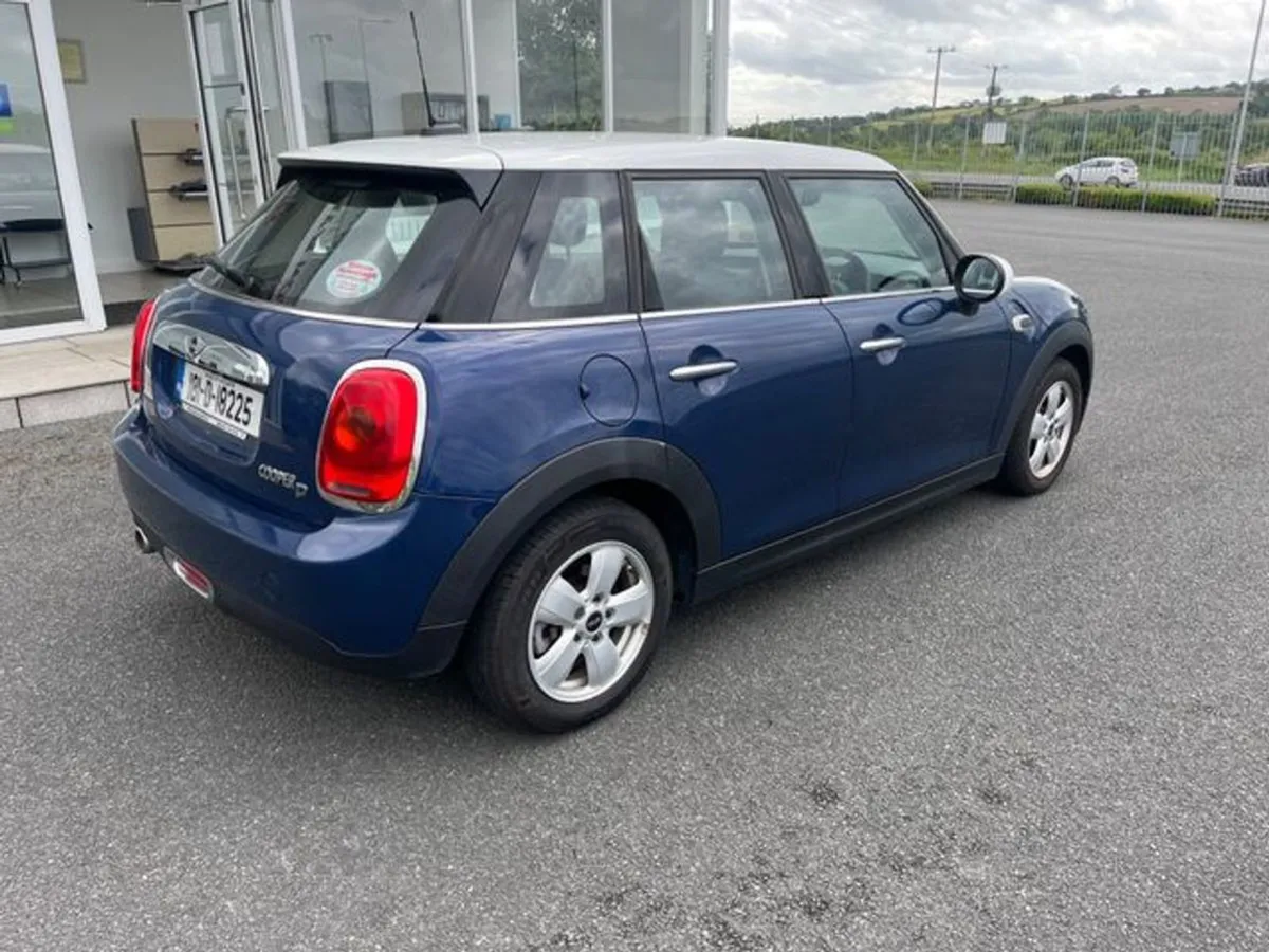 MINI Cooper D Xt32 4DR - Image 2