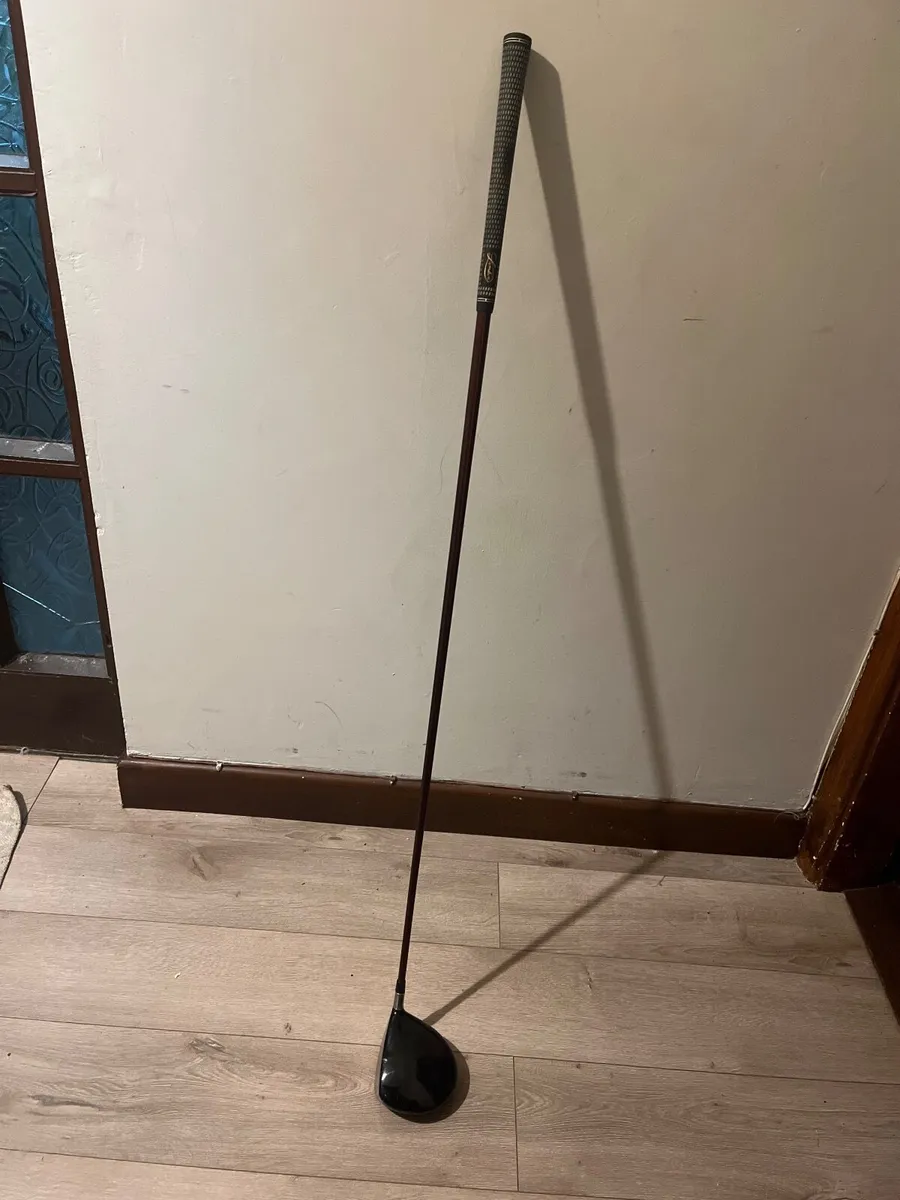 Golf club - Image 1