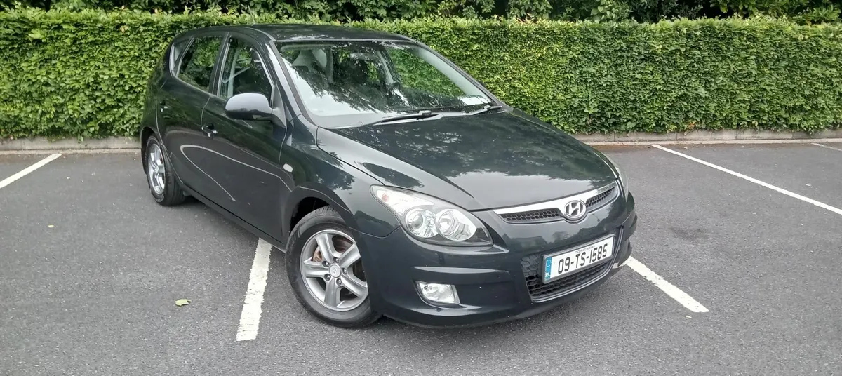 Hyundai i30 2009 - Image 1