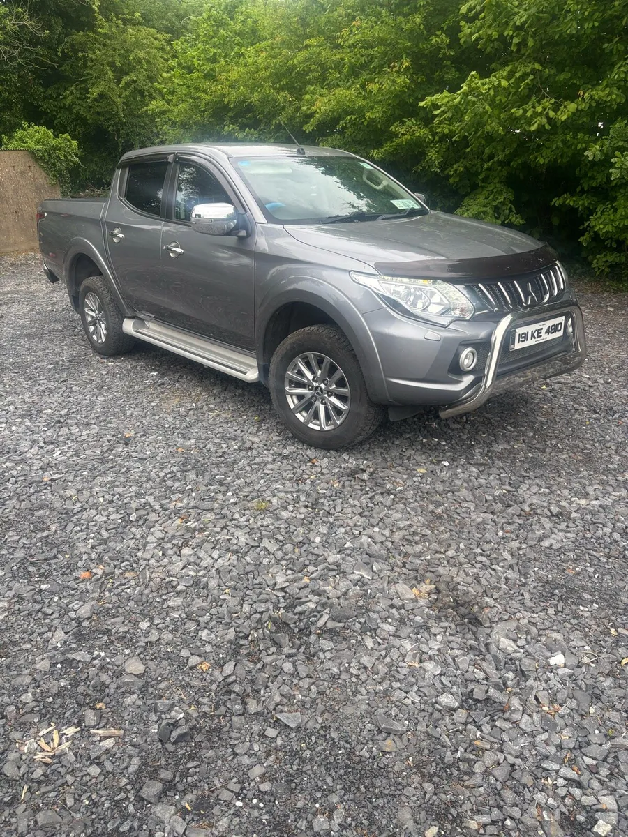 Mitsubishi l200 - Image 1