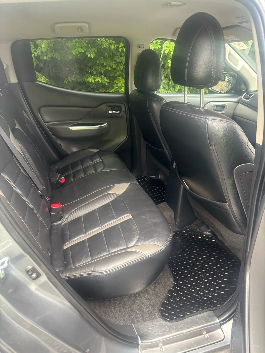 Mitsubishi l200 - Image 4