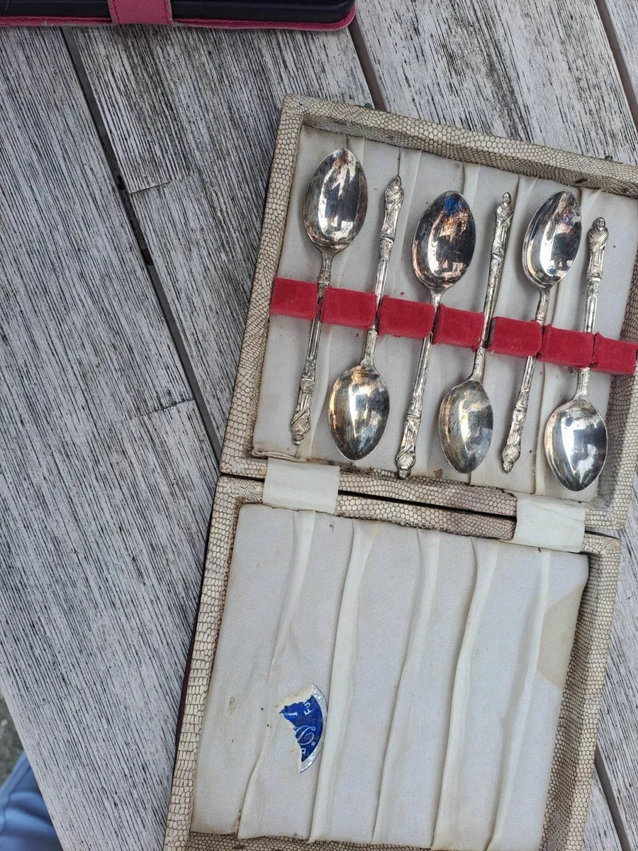 Apostle spoons in box - Image 1