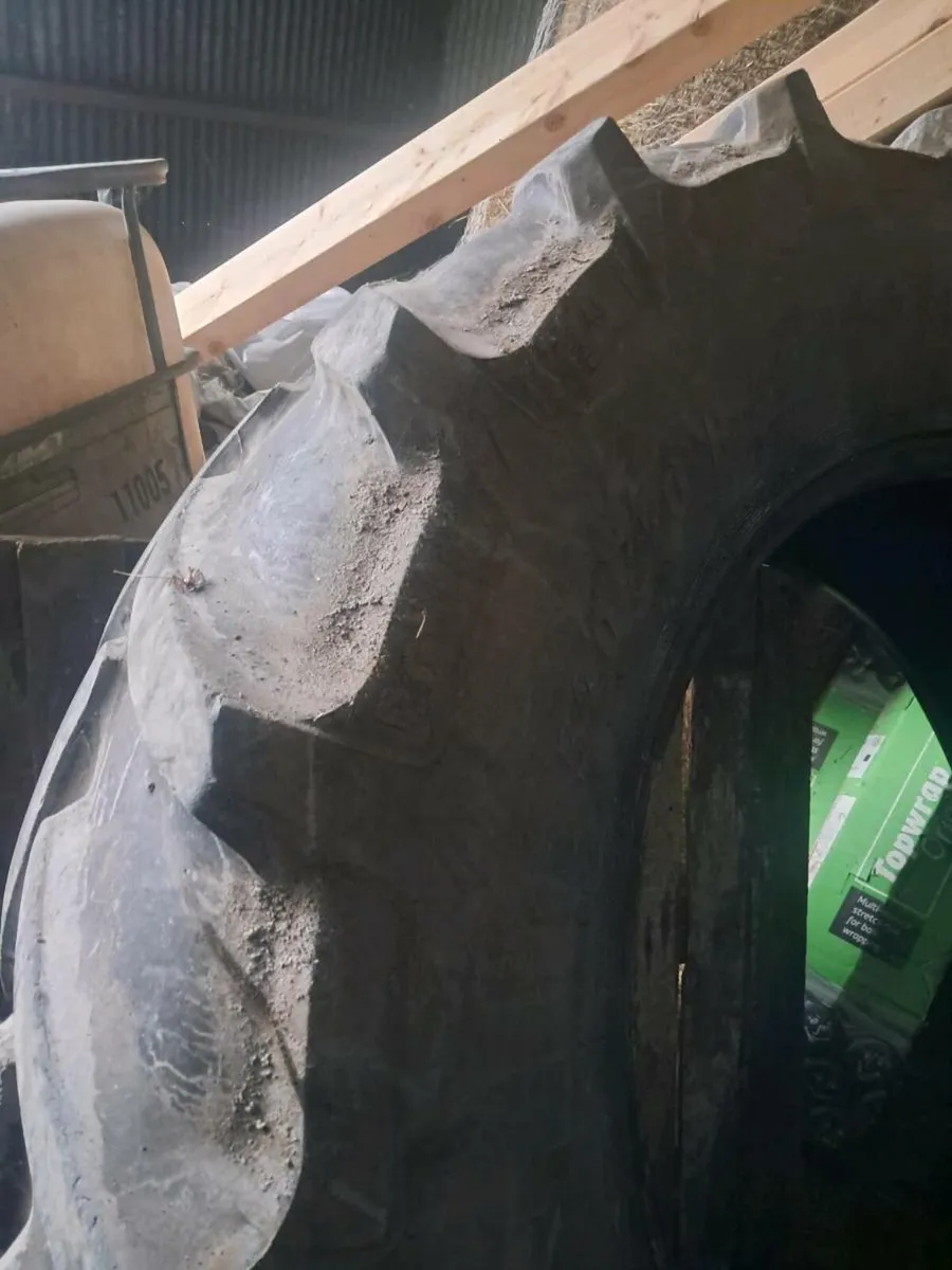Tyres - Image 2