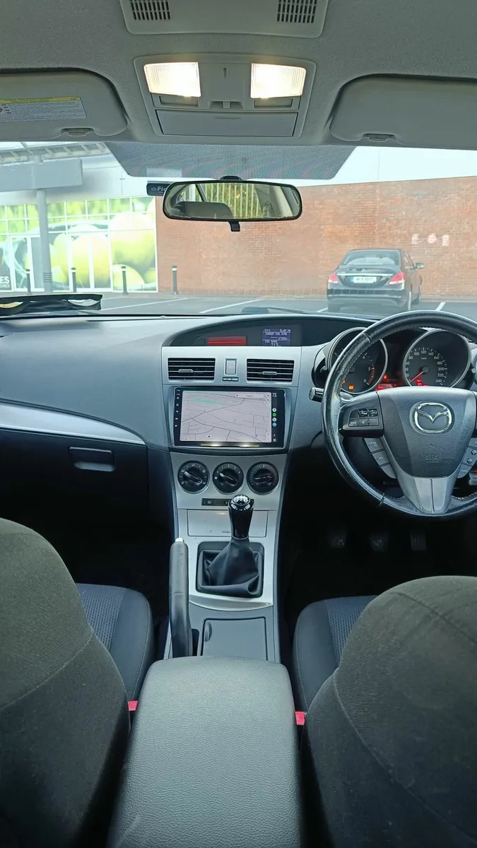 Mazda Mazda3 2010 - Image 3