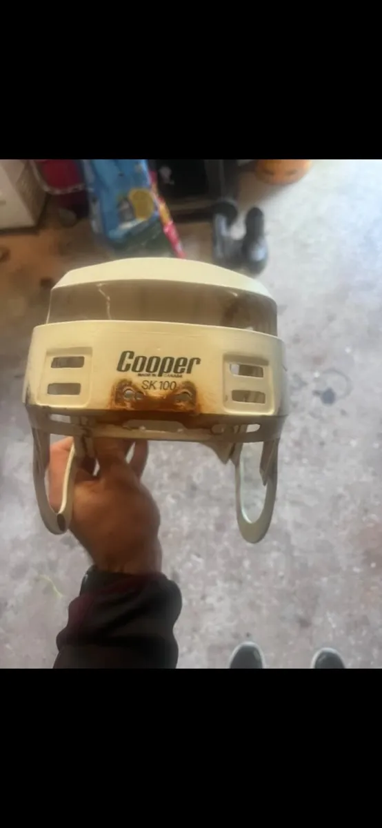 Looking for oldstyle cooper helmets - Image 2