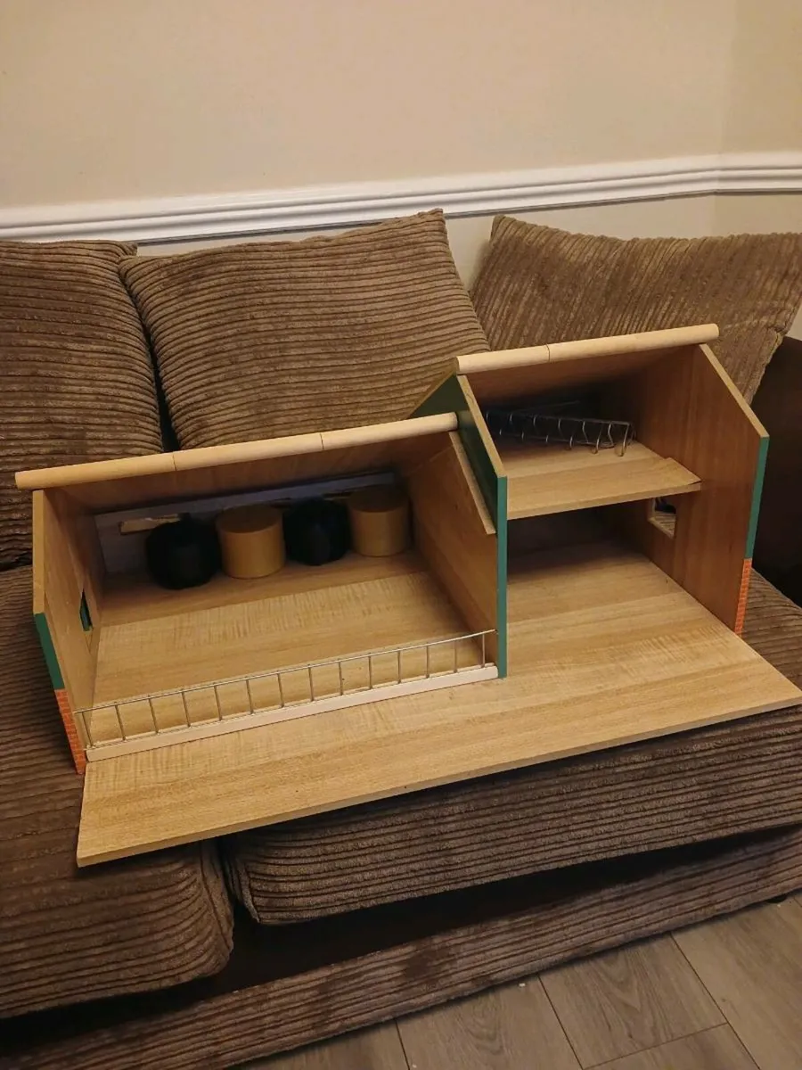 Large kids toy sheds - Image 3