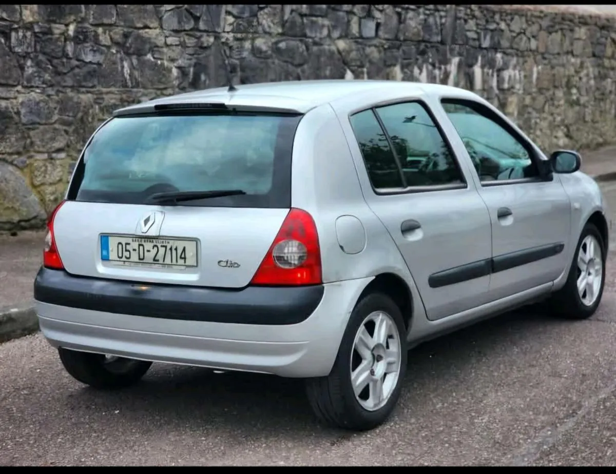 2005 Renault Clio 2 1.2 16V DYNAMIQ QUICK SALE - Image 3